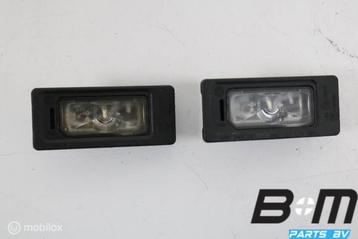 Set kentekenplaatverlichting Skoda Octavia 2 5NA943021 beschikbaar voor biedingen