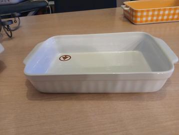 ovenschaal beschikbaar voor biedingen