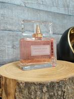 Givenchy Dahlia Divin 75ml EDT - Dames parfum, Nieuw, Verzenden