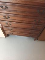 A voir jolie commode 5 tiroirs retro rustique bois massif, Maison & Meubles, Enlèvement, Utilisé, Ancien 1970s fabriqué main