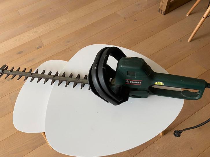 Taille-haie électrique Metabo HS 8144 S., Tuin en Terras, Heggenscharen, Zo goed als nieuw, Elektrisch, Ophalen