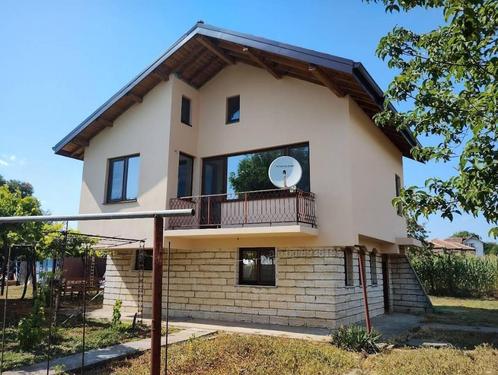 Twee Woningen op Groot Perceel in Noordoost-Bulgarije, Immo, Buitenland, Woonhuis, Dorp