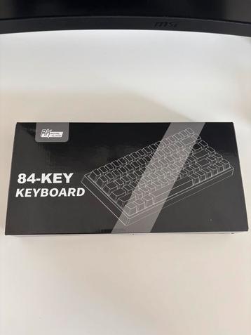 RK84 Royal Kludge Keyboard beschikbaar voor biedingen