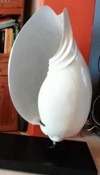 EXCEPTIONNEL GRAND LUMINAIRE DESIGN "COQUILLAGE GÉANT", Huis en Inrichting, Lampen | Vloerlampen, Ophalen, Kunststof