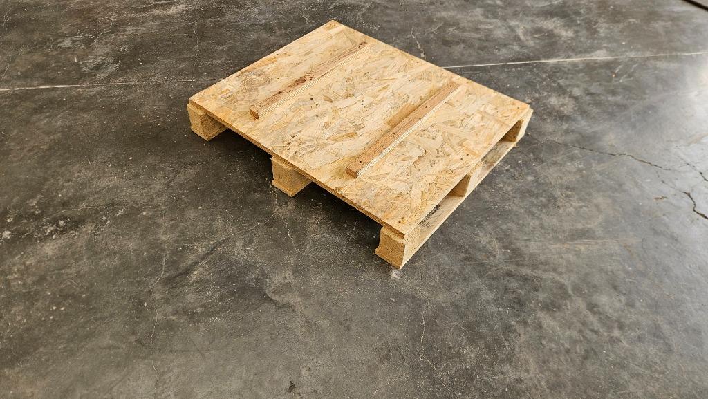 Palette en bois 78 x 66 x 11,5, Bricolage & Construction, Enlèvement, Neuf, Palette