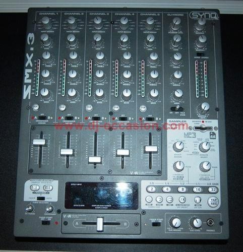 Table de mixage SYNQ, Muziek en Instrumenten, Mengpanelen, Zo goed als nieuw, 5 tot 10 kanalen, Microfooningang, Ophalen