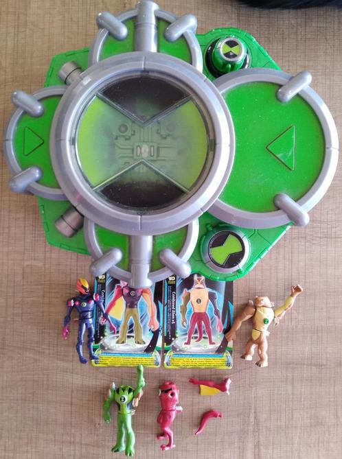 Alien Force Creation Chamber met figuurtjes BEN 10, Kinderen en Baby's, Speelgoed | Actiefiguren, Gebruikt, Ophalen of Verzenden