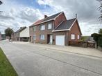Te renoveren woning met uniek uitzicht op de velden, 142 m², 500 tot 1000 m², Heers, 3 kamers