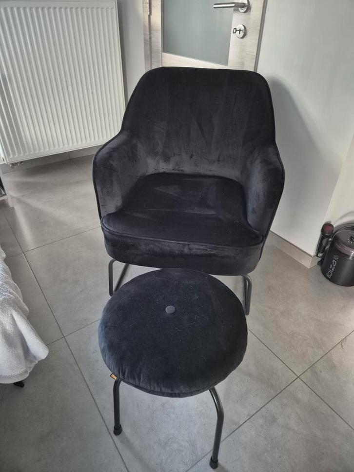 Heel mooie zetel met poefje, Huis en Inrichting, Fauteuils, Zo goed als nieuw, Stof, Ophalen
