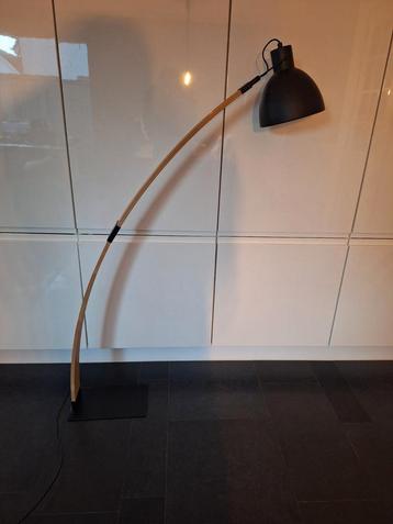 Staande lamp, gebogen, Enlèvement, Comme neuf