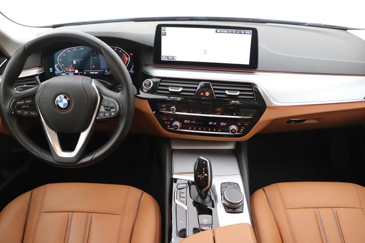 (2BMQ657) BMW 5, Auto's, BMW, Bedrijf, Te koop, 5 Reeks, ABS, Achteruitrijcamera, Airbags, Airconditioning, Alarm, Android Auto