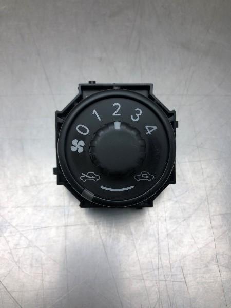 BEDIENINGSPANEEL VERWARMING Toyota iQ (|758857|), Auto-onderdelen, Dashboard en Schakelaars, Toyota, Gebruikt