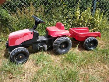 trap tractor met kar. beschikbaar voor biedingen
