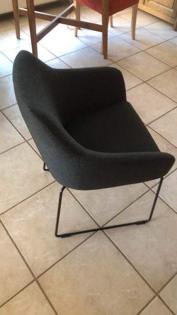 Mooie eetkamerstoelen  Tosberg beschikbaar voor biedingen
