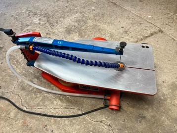 Multicut Hegner beschikbaar voor biedingen