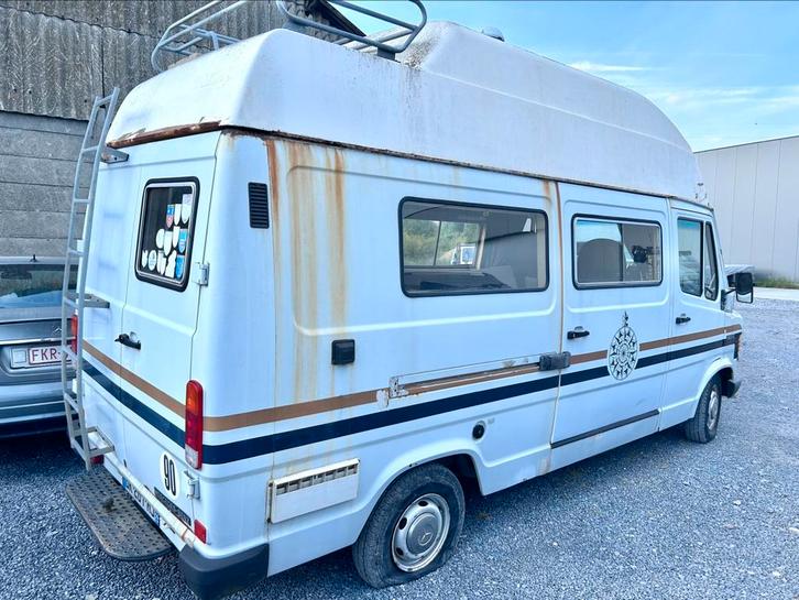 Mercedes 207d Westfalia 1984 roule impeccable 4500€, Caravans en Kamperen, Mobilhomes, Particulier, Westfalia, Mercedes, Douche