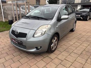 Toyota Yaris 1.3 essence de 2006 disponible aux enchères