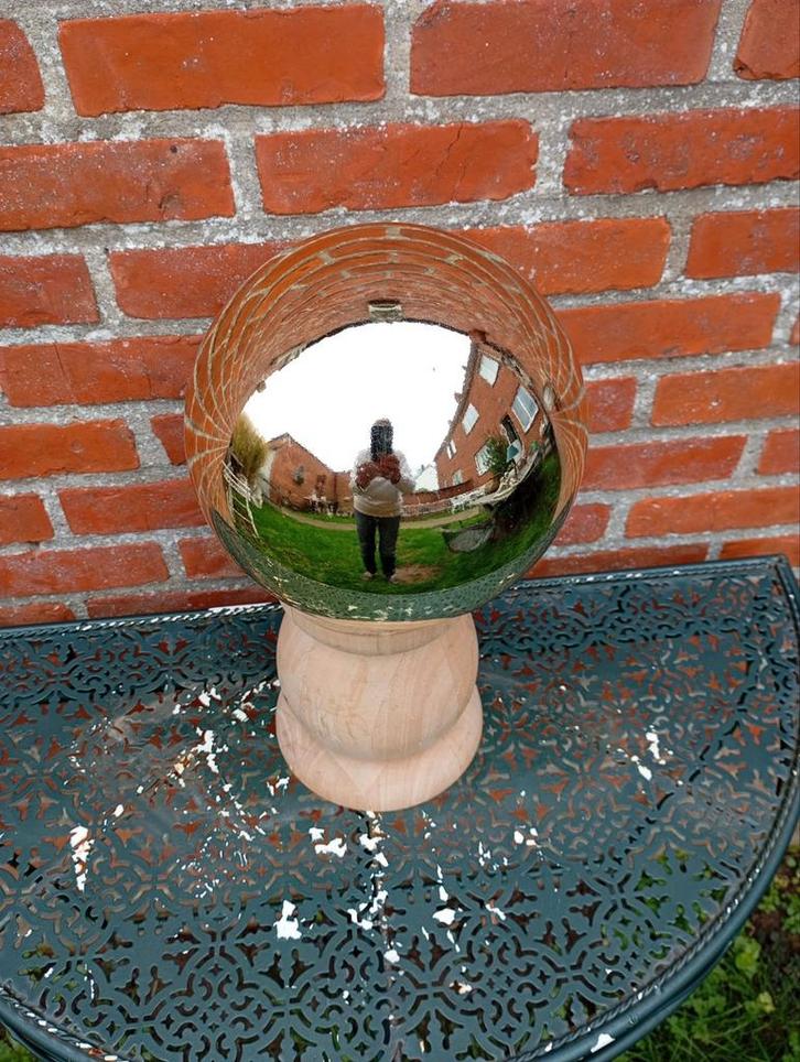 4 Dikke Goudkleurige Kerstbollen/Heksenbollen.. Rondom 64 CM, Diversen, Kerst, Zo goed als nieuw, Ophalen of Verzenden