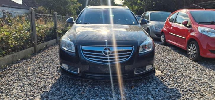 Insigna 2011 2.0 diesel BRUIT EMBRAYAGE, Auto's, Opel, Particulier, Insignia, ABS, Adaptieve lichten, Airbags, Airconditioning