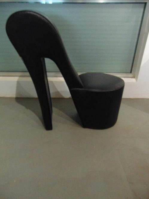 Speciale dames pump schoen stoel, Verzamelen, Retro, Overige typen, Ophalen