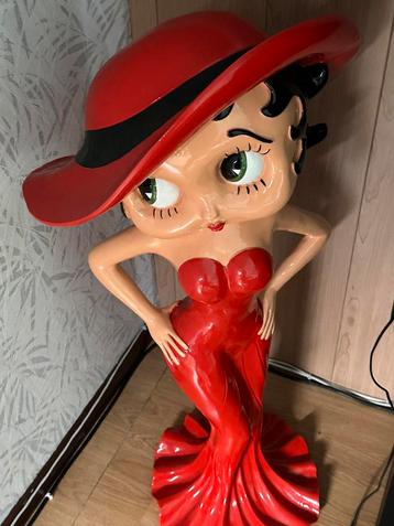 Groot beeld betty boop, Enlèvement