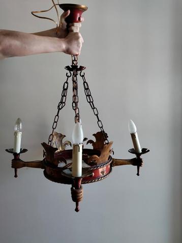 métal peint et bois peint, Enlèvement