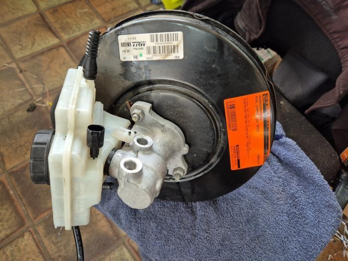 Rembekrachtiger van een Mini Cooper, Auto-onderdelen, Remmen en Aandrijving, Mini, Gebruikt, 3 maanden garantie, Ophalen of Verzenden