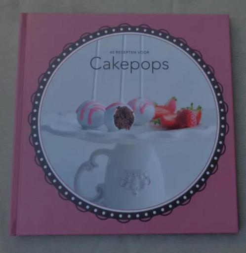 XENOS 40 RECEPTEN VOOR CAKEPOPS kookboek HARDE KAFT 2012 89, Boeken, Kookboeken, Zo goed als nieuw, Verzenden