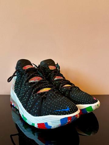 Sneakers Nike LeBron James XVIII sneakers beschikbaar voor biedingen