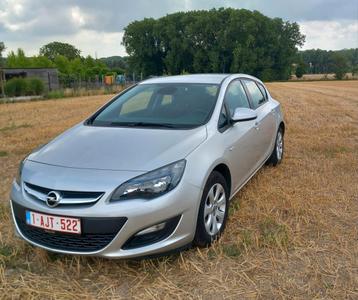 Opel Astra J 5D (2015), Argent ou Gris, Achat, Boîte manuelle, Noir