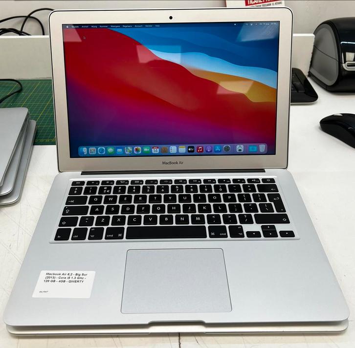 Macbook air 2013 i5 4GB RAM 128GB SSD 3 maanden garantie, Computers en Software, Apple Macbooks, Zo goed als nieuw, MacBook, Qwerty