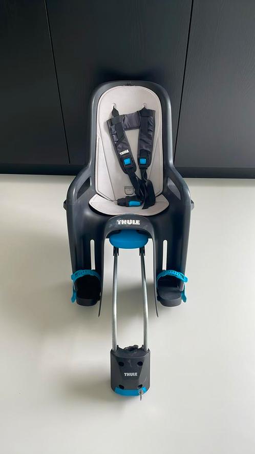 Thule RideAlong fietsstoel, Fietsen en Brommers, Fietsaccessoires | Fietsstoeltjes, Gebruikt, Achterzitje, 9 t/m 18 kg, Voetsteuntjes