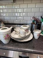 Porselein servies leftovers, Antiek en Kunst, Ophalen