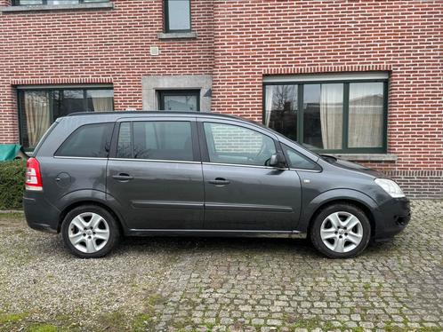 Opel Zafira euro norm 5 benzine, Auto's, Opel, Bedrijf, Zafira, Benzine, Euro 5, Monovolume, 5 deurs, Handgeschakeld, Bruin, Zwart