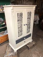 Armoire en pin rénovée., Maison & Meubles, Enlèvement, Pin