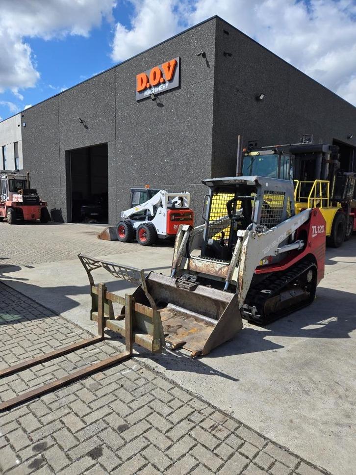 Takeuchi TL120, Zakelijke goederen, Machines en Bouw | Kranen en Graafmachines, Wiellader of Shovel, Ophalen