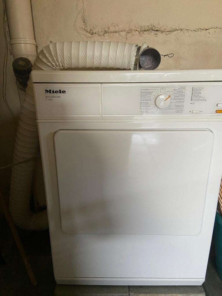 Miele droogkast, Ophalen, Luchtafvoer, 8 tot 10 kg, Zo goed als nieuw