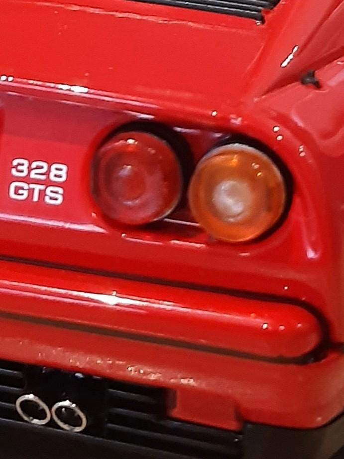 (Neuve) Ferrari 328gts 1/18 kkscale, Autos : Divers, Modes d'emploi & Notices d'utilisation, Enlèvement ou Envoi
