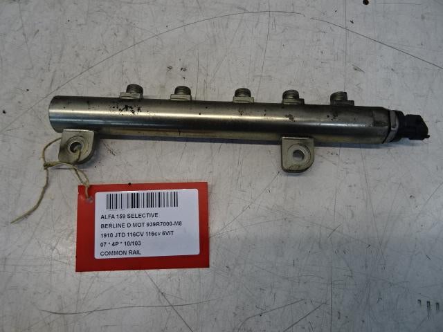 RAMPE D'INJECTION Alfa Romeo 159 (939AX) (0445214095), Mevr. I. Hauben, Utilisé, Alfa Romeo, Rue de l'Espoir 34 34
4030  GRIVEGNÉE, BE