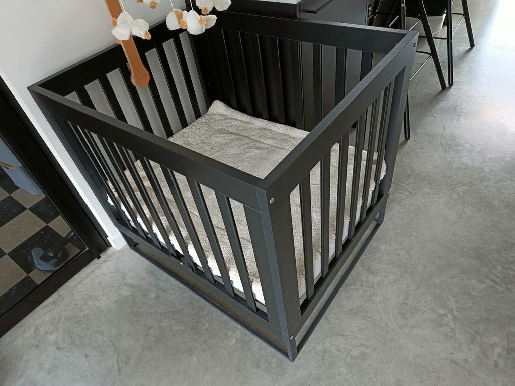 Cabino Dayley babybox zwart, Kinderen en Baby's, Babyparken, Ophalen, Zo goed als nieuw, Rechthoekig, In hoogte verstelbaar