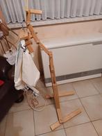 Houten borduurstandaard, Ophalen