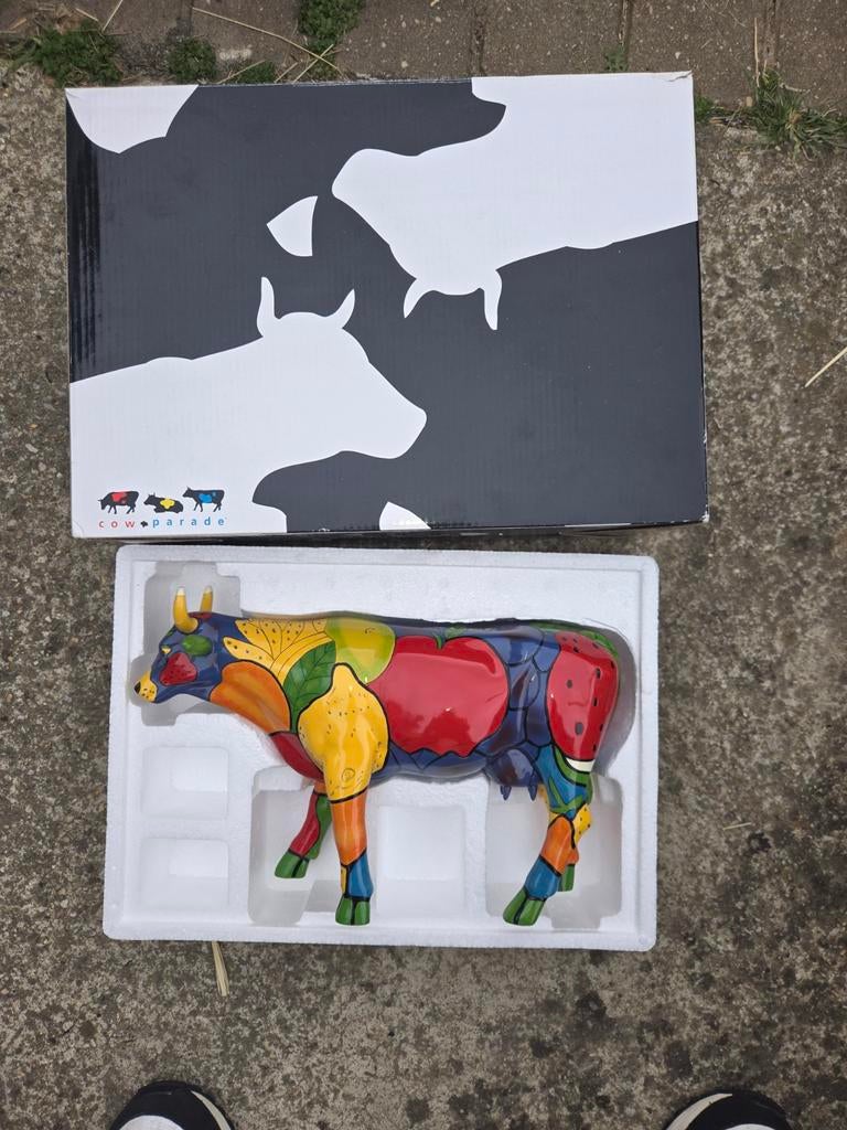 Cow parade character collectibles, Ophalen of Verzenden