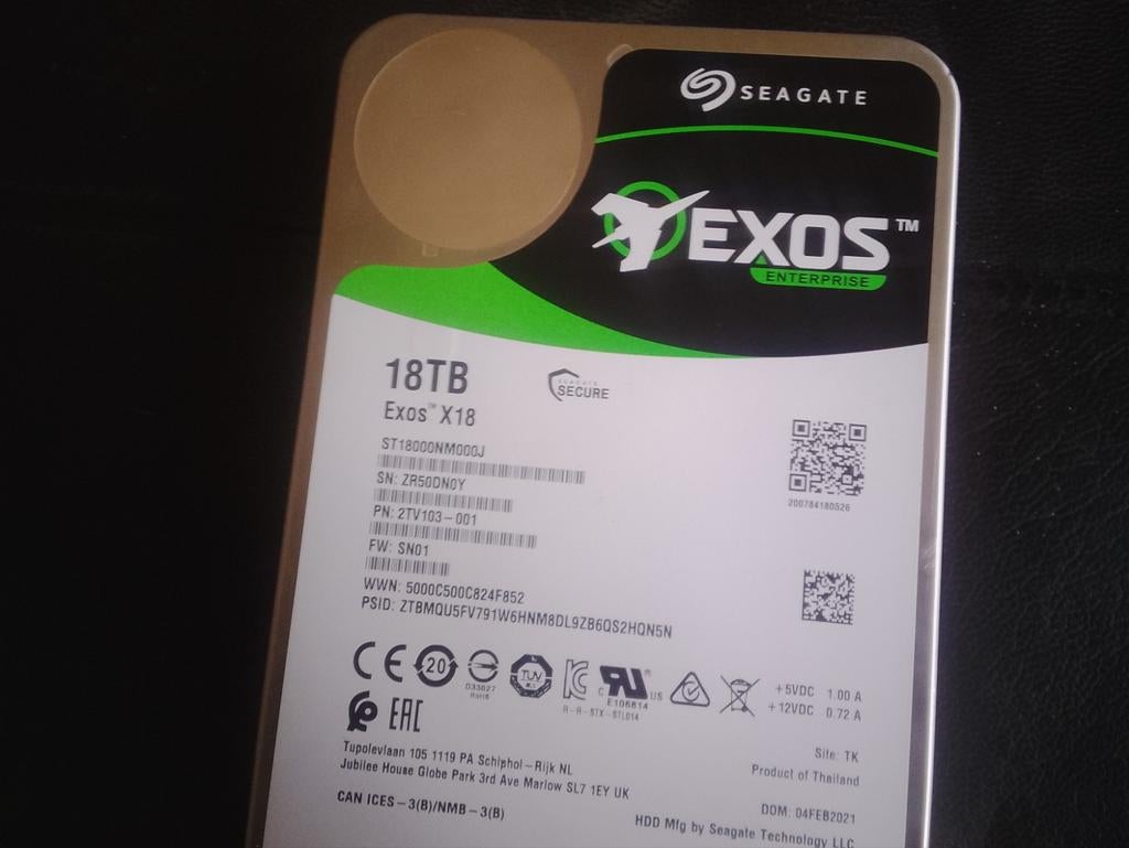 HDD X18 Exos 18 TB, Computers en Software, Harde schijven, HDD