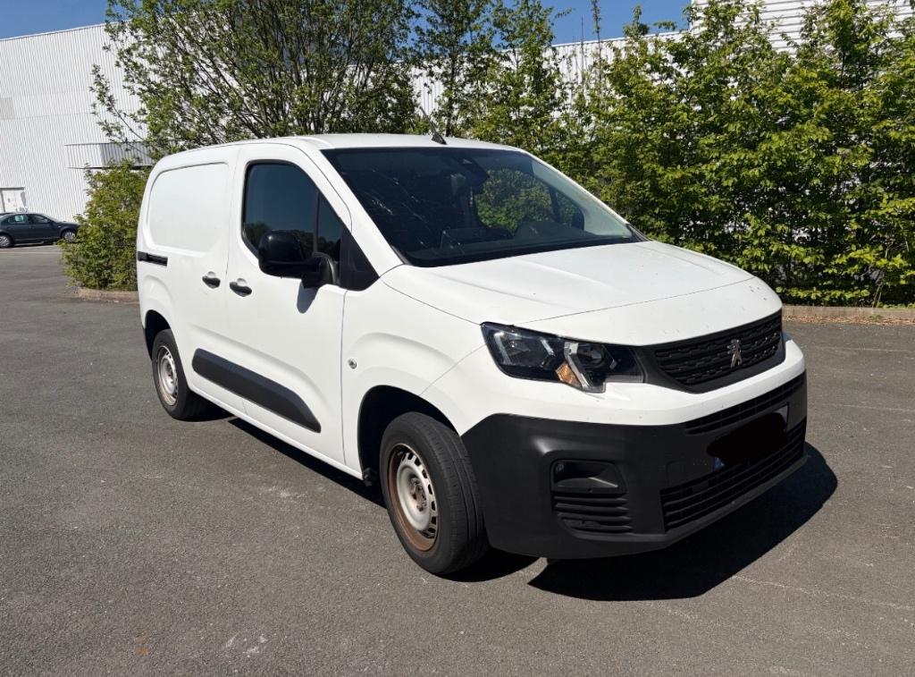 Peugeot partner, Autos, Camionnettes & Utilitaires, Achat, Aide au démarrage en côte, 3 places, Boîte manuelle