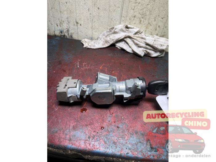 Serrure de contact + clé d'un Ford Focus, -, 3 mois de garantie, -, -