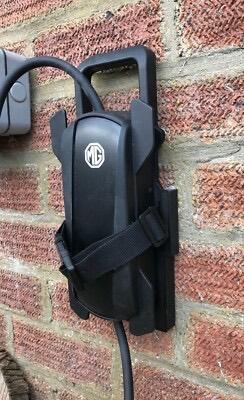 Chargeur Universel MG EV Type 2 Schuko + boîtier EVA 2,3 kW, Autos : Divers, Bornes de recharge, Neuf, Borne de recharge et Câble de charge