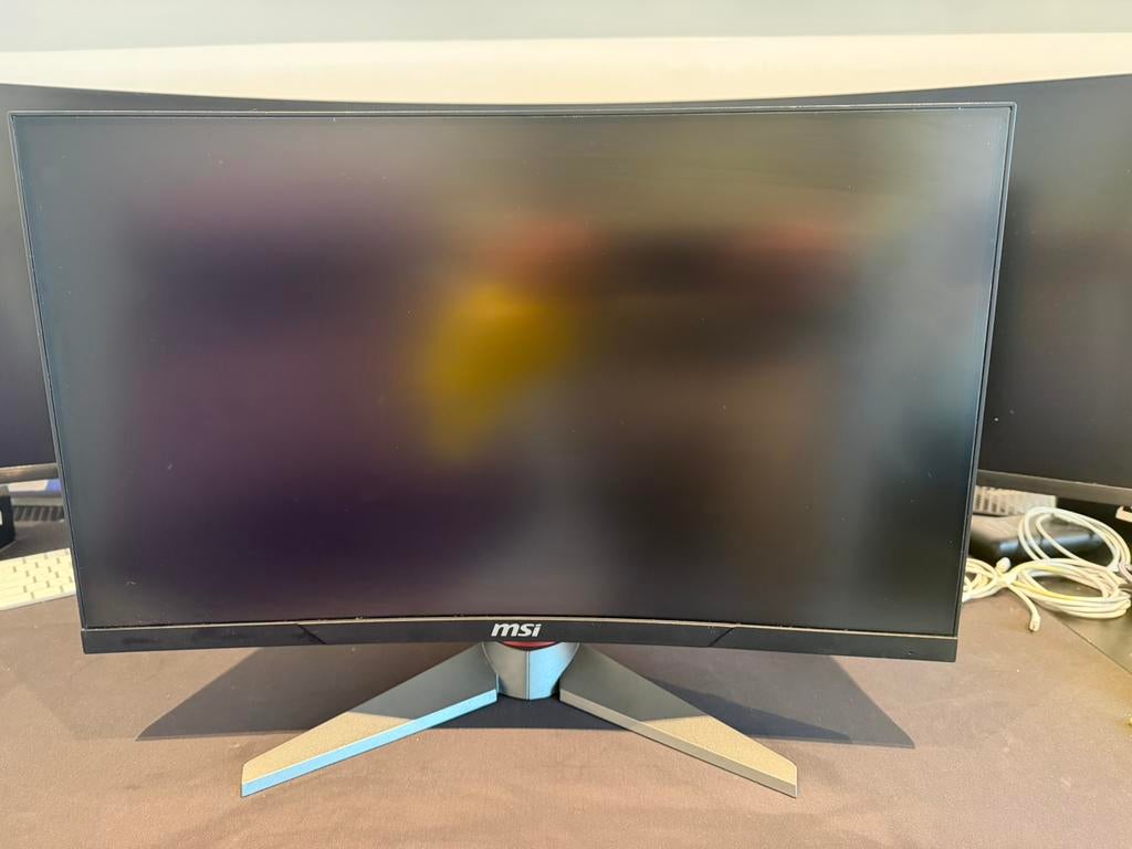 MSI Optix mag 24c, Ophalen, Zo goed als nieuw