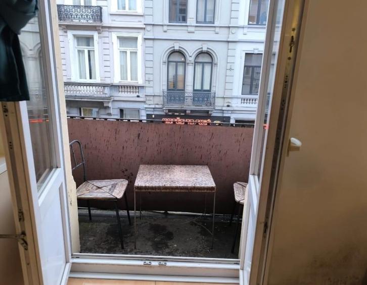 A loui appartement meublé quartier louise, Immo, Appartementen en Studio's te huur