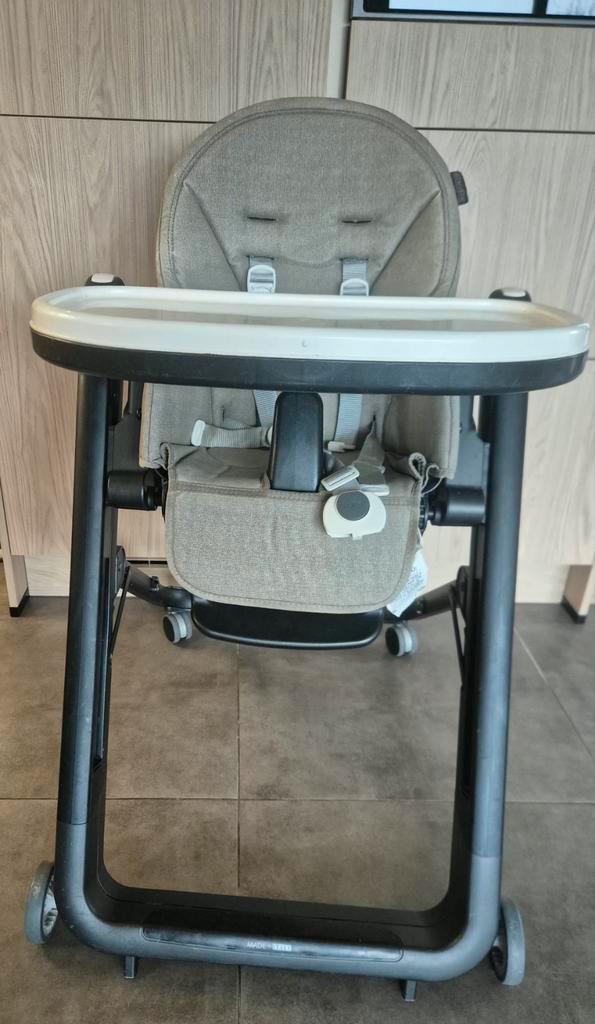 Eetstoel Siësta peg perego, Enfants & Bébés, Chaises pour enfants, Enlèvement