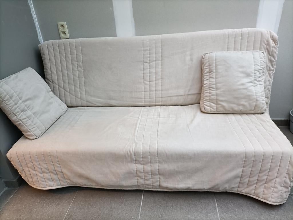 Bed - slaapbank met lattenbodem, matras, 2 kussens., Ophalen, Gebruikt, Beige, 190 cm of minder